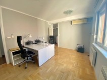 Ogrizoviceva - office - 40sqm with the garage