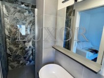 Tresnjevka- vrhunski uredjen trosobni stan 72m2